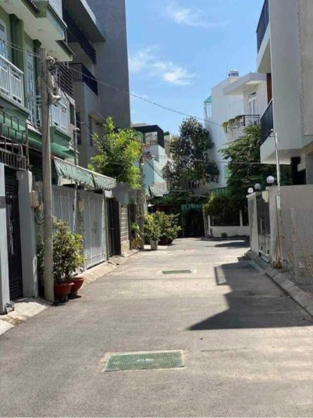 Bán nhà 4 tầng 100 m² tại Đường Nguyễn Thị Thập, Phường Bình Thuận, Quận 7, Hồ Chí Minh